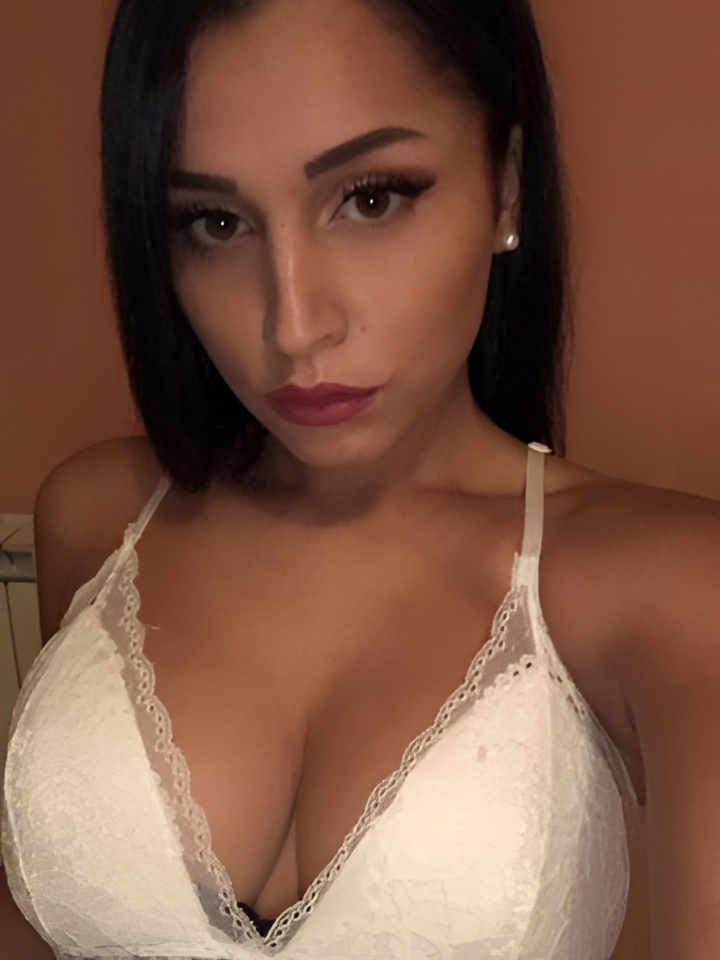 Лидия привлекательная девушка из Трехгорный цена от 2000 руб