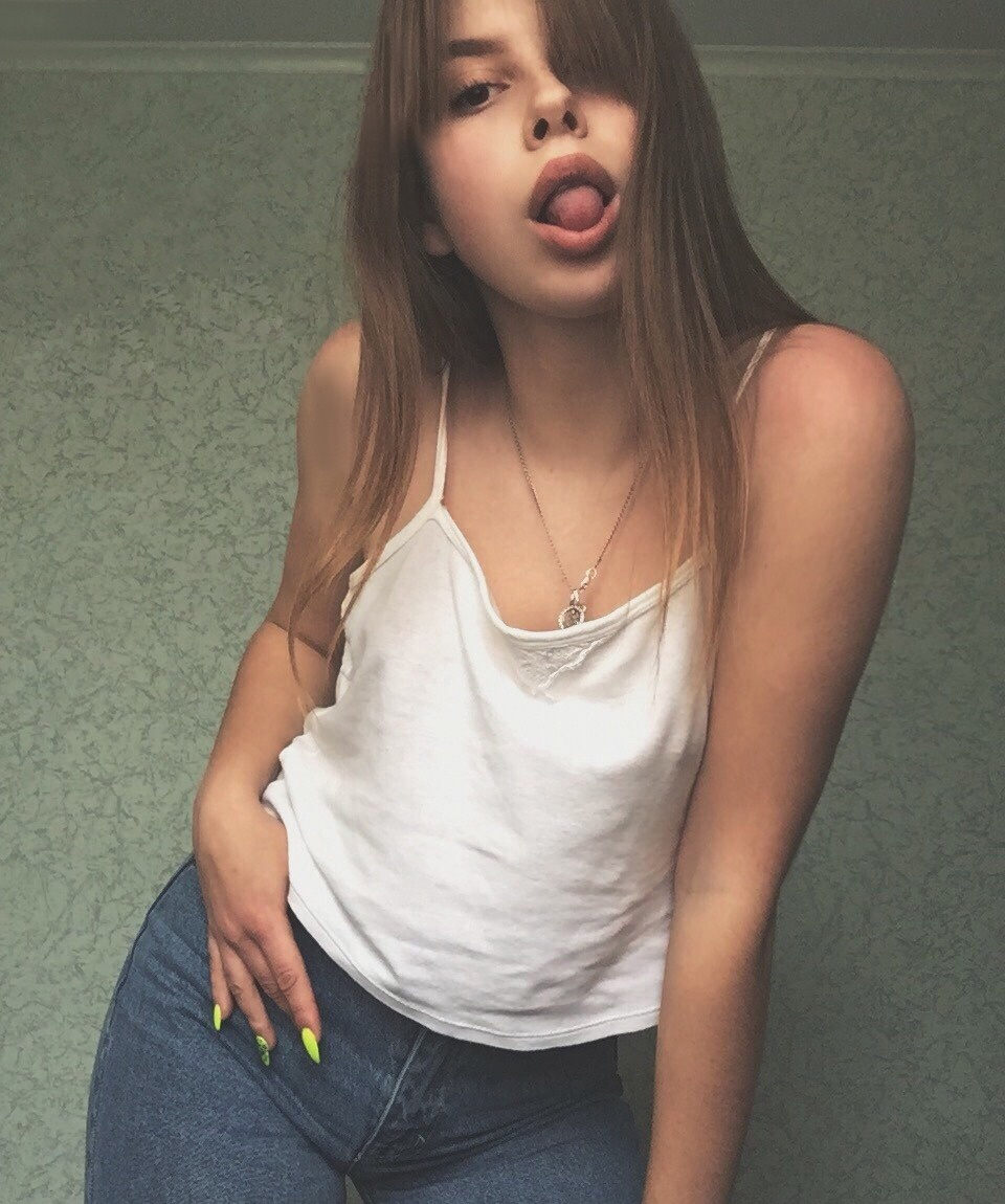 Клара привлекательная девушка из Трехгорный цена от 3500 руб