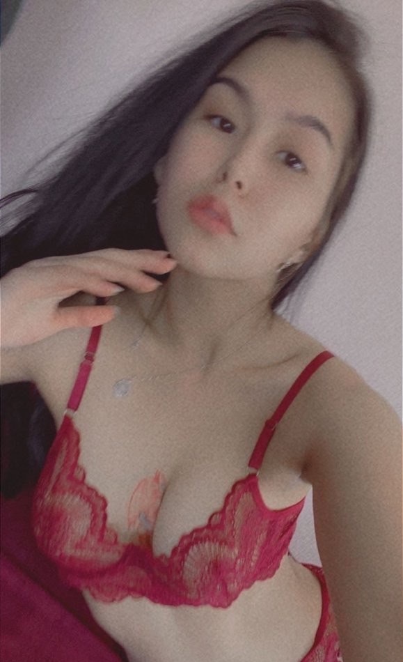 Лина привлекательная девушка из Трехгорный цена от 3000 руб