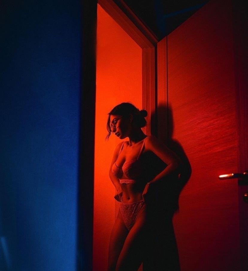 Алёна привлекательная девушка из Трехгорный цена от 5000 руб