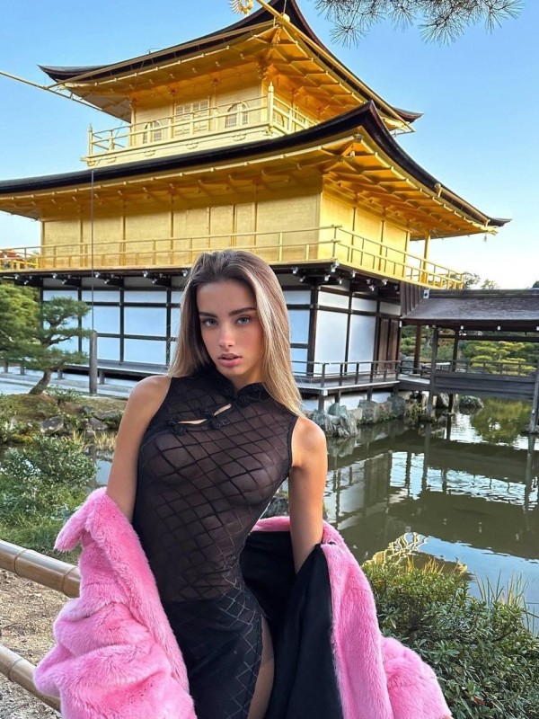 Светлана из Трехгорный